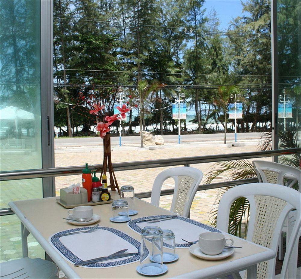 Nice Beach Hotel Rayong Exterior foto